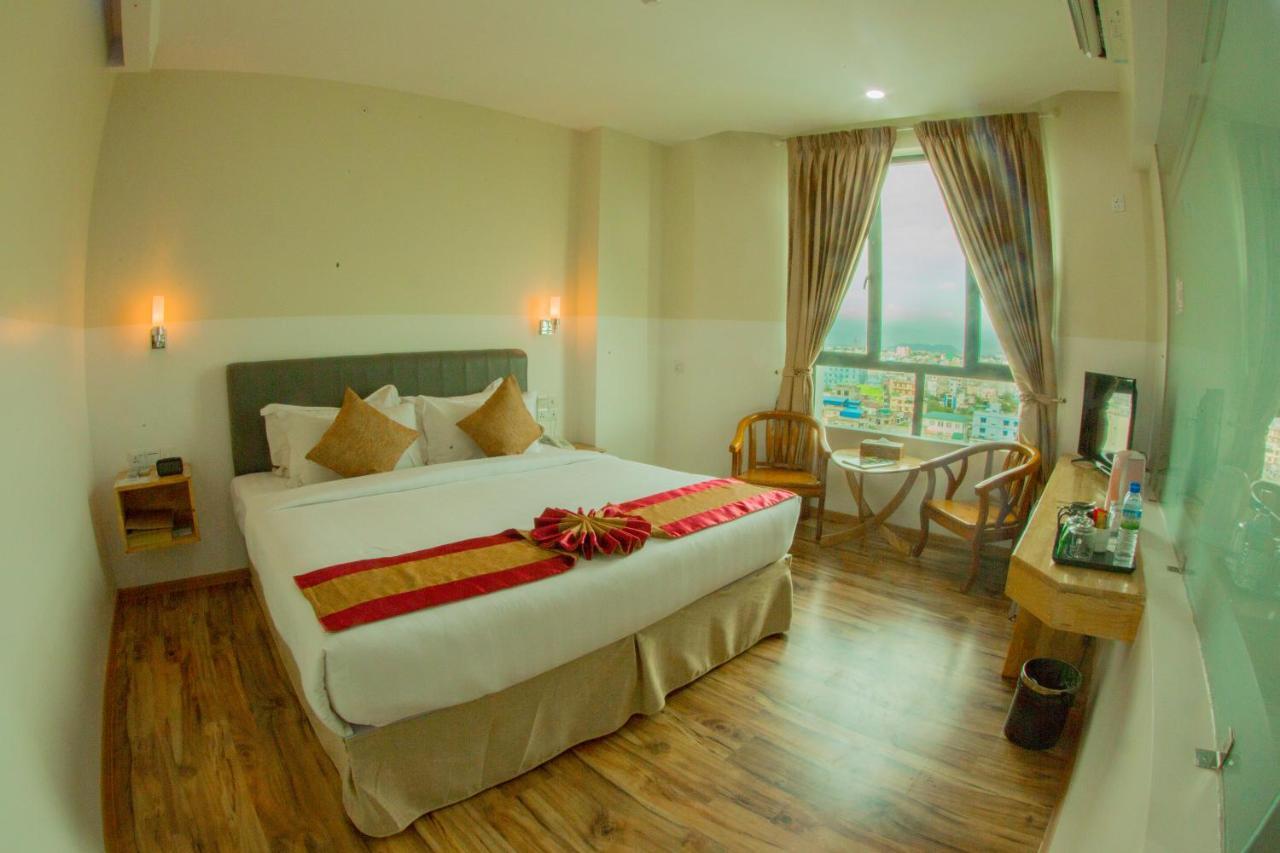 Gold Leaf Hotel Mandalay Eksteriør billede